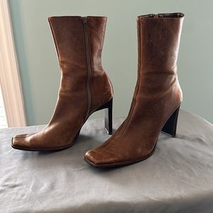 STEVE MADDEN Jezelle Leather Boots